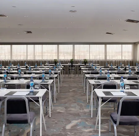 Otel Altis Grand