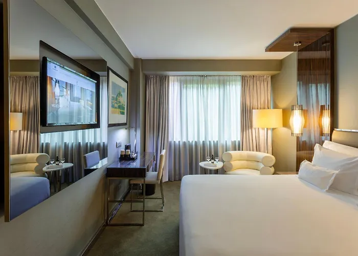 Hotel Altis Grand
